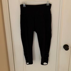 Marika balance collection black yoga pants 3/4 length size M